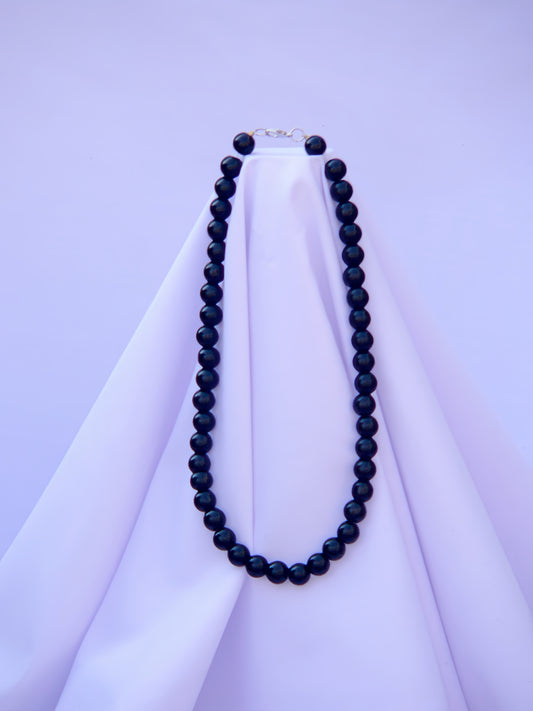 Pure Black Necklace